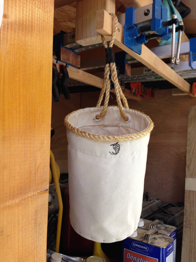 ditty_bag_wood_btm-4