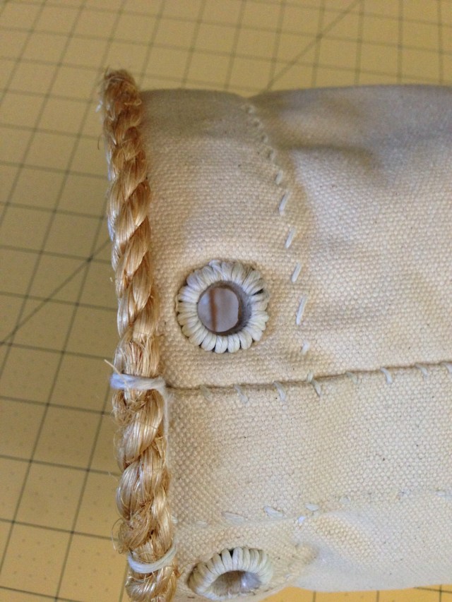 ditty_bag_wood_btm-9